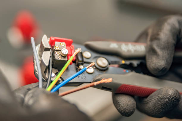 Best Electrical Installation Contractor  in Angleton, TX
