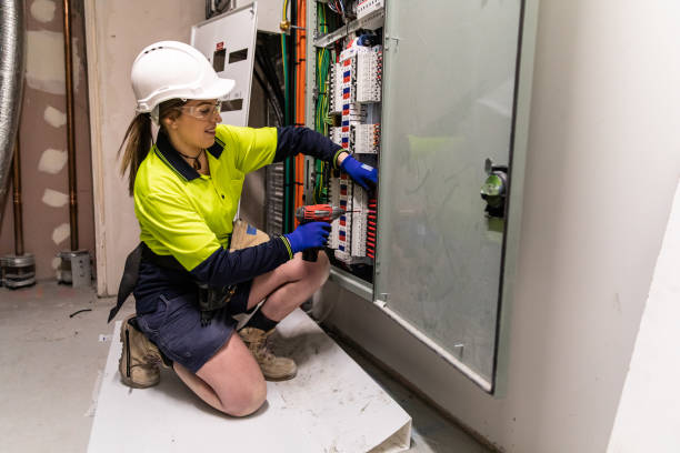 Best Circuit Breaker Repair  in Angleton, TX