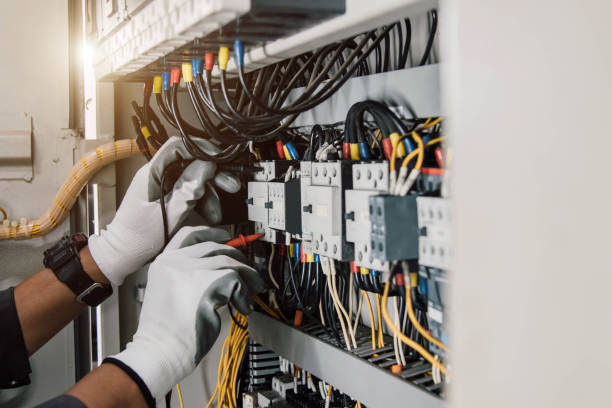 Best Affordable Emergency Electrician  in Angleton, TX